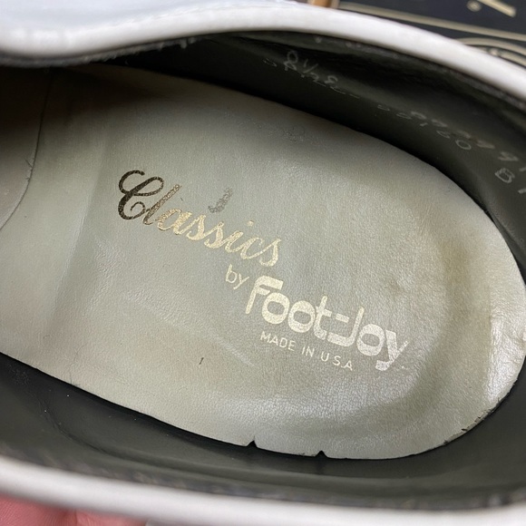 NEW FootJoy Classics Professional Golf Shoes 8.5 E - Picture 6 of 9